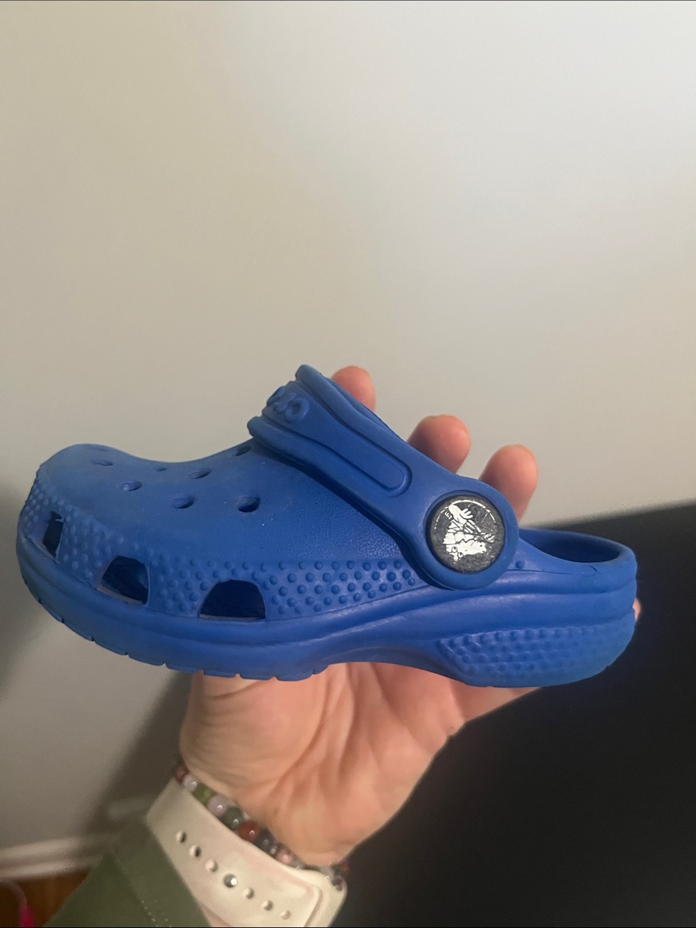 CROCS Kids Classic Clog in Bright Blue - Picture 3 of 3